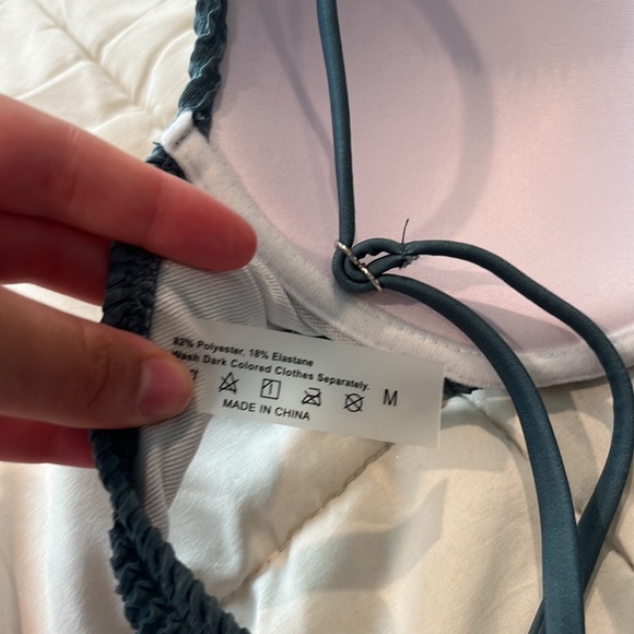 bikini - Picture 4 of 5